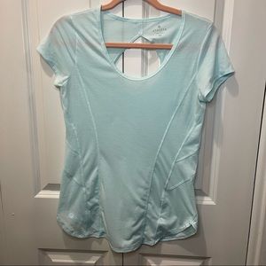 Athleta tee